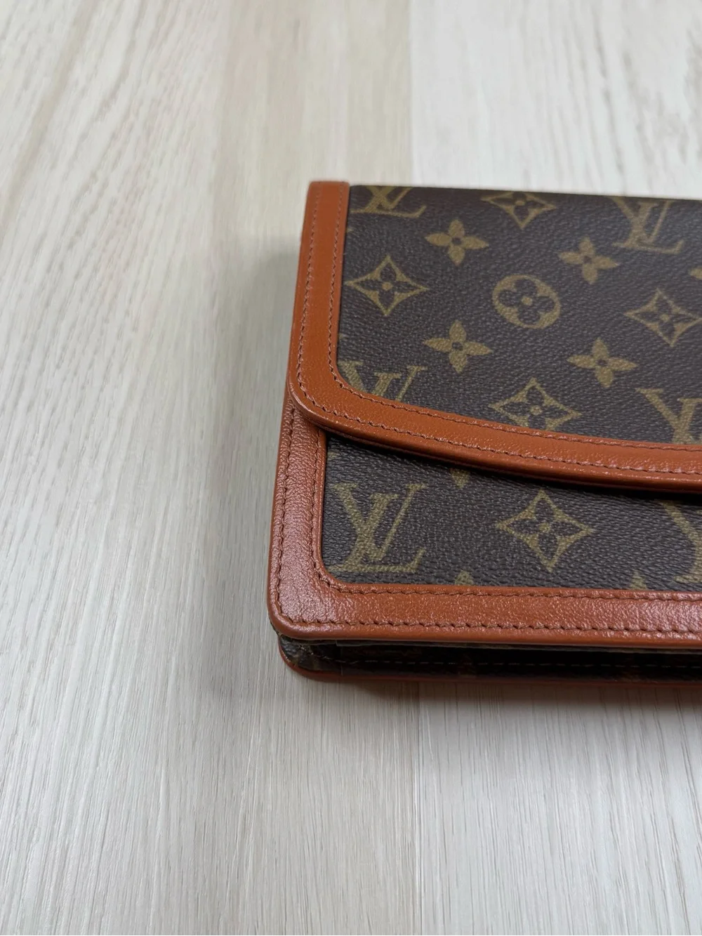 Louis Vuitton Monogram Foldover Clutch in Brown and Tan Leather Trim - Picture 2 of 16